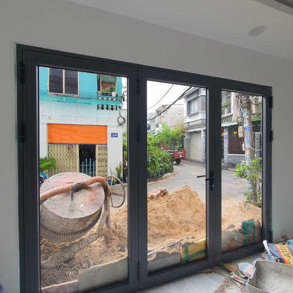 Lắp đặt cửa kính dạng mở quay cho nhà phố đường số 20, Bình Hưng Hòa A, Bình Tân Lắp đặt cửa kính dạng mở quay cho nhà phố đường số 20, Bình Hưng Hòa A, Bình Tân