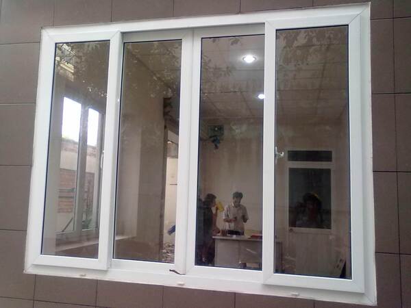 Mẫu cửa sổ mở trượt 4 cánh nhôm cao cấp màu trắng cao cấp