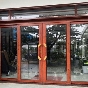 Khám phá 15+ mẫu cửa nhôm giả gỗ 2 cánh đẹp, phổ biến nhất hiện nay