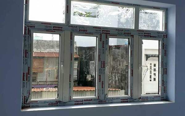 Lắp đặt cửa sổ 4 cánh nhôm Xingfa nhập khẩu Lắp đặt cửa sổ 4 cánh nhôm Xingfa nhập khẩu