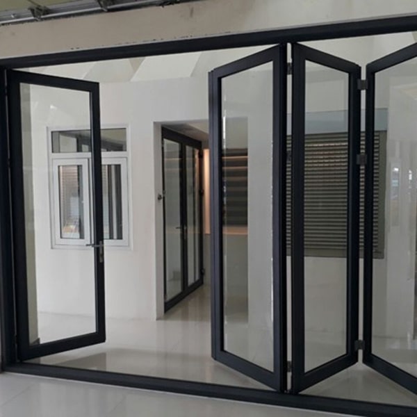 Mẫu cửa 4 cánh khung nhôm dạng xếp