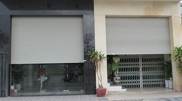 Cửa cuốn an toàn, phù hợp với khu vực nhiều mưa nắng