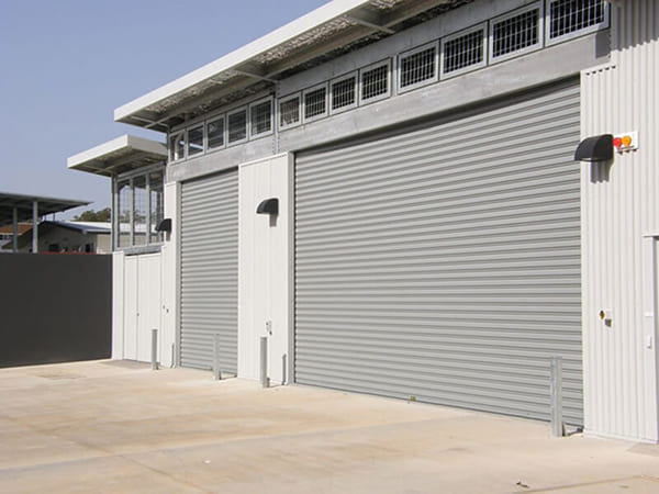 Mẫu cửa cuốn tự động cho nhà xưởng