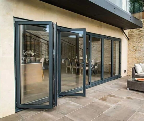 Mẫu cửa kính lùa kín khít tuyệt đối, đảm bảo an toàn lâu dài