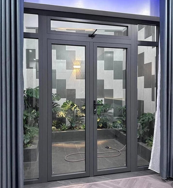 Cửa ra vào cho nhà ở với mặt kính Low E chắc chắn