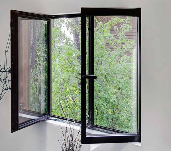 Giá thi công cửa sổ thay đổi tuỳ theo kích thước, kiểu dáng và màu sắc