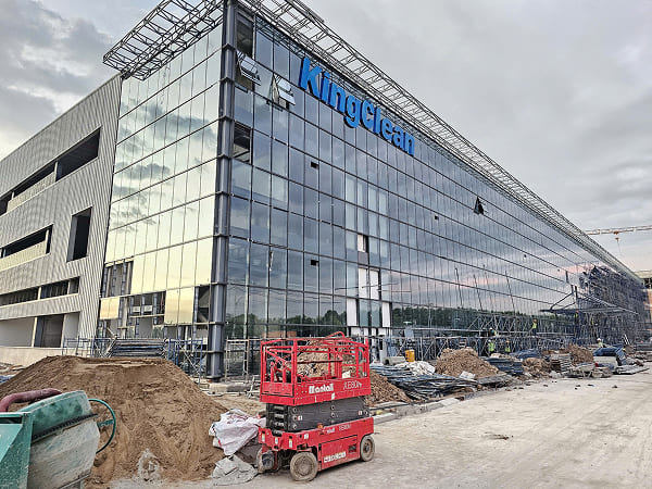 Dự án lắp đặt hệ thống cửa kính và mặt dựng kính cho Kingclean Việt Nam