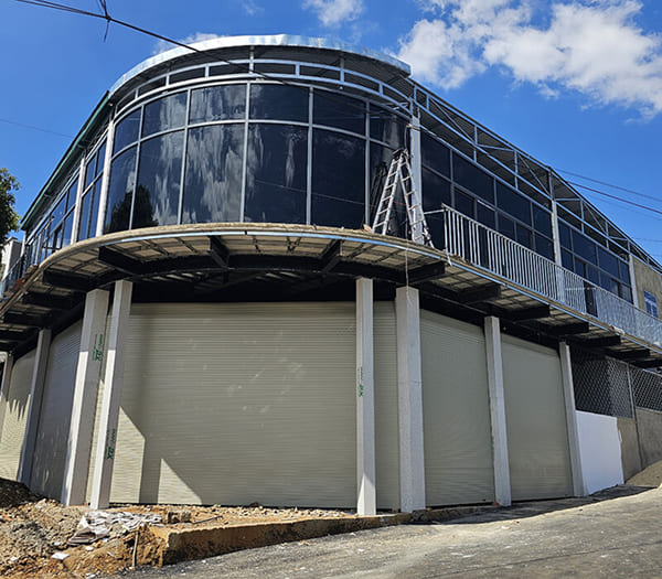 Thi công cửa cuốn cho Hải Sản Xuân Sơn, TP. Bảo Lộc