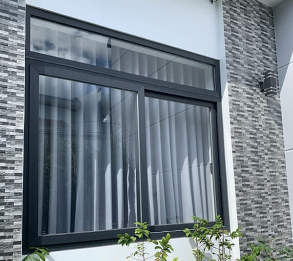 Mẫu cửa sổ nhôm kính đẹp mở trượt Mẫu cửa sổ nhôm kính đẹp mở trượt