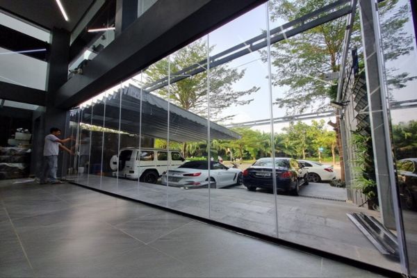 Mẫu vách kính mặt tiền ấn tượng, nâng tầm thương hiệu